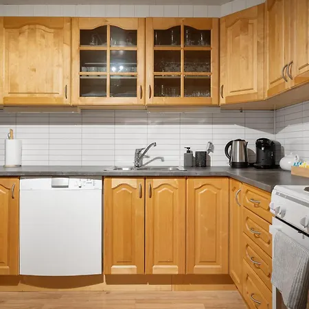 Arctic Haven I House With 3 Bedrooms I Free Parking Daire