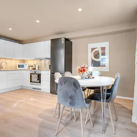Apartment The Arctic With Free Parking Tromso