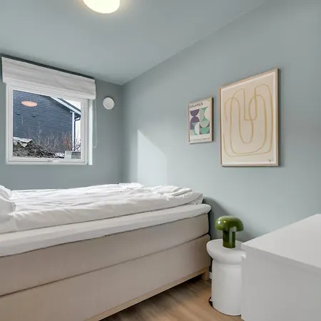 The Arctic With Free Parking Apartment