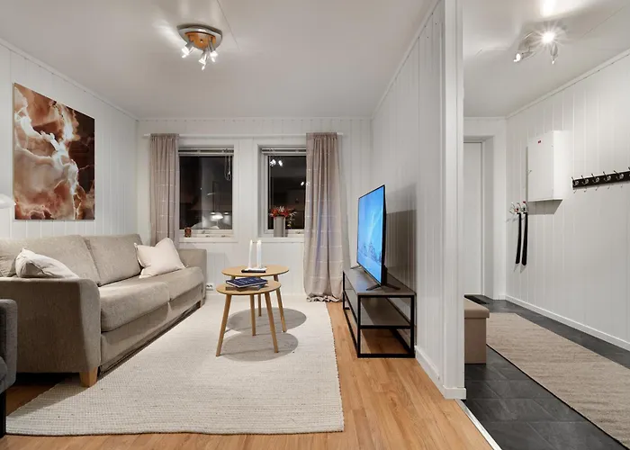 Arctic Haven I House With 3 Bedrooms I Free Parking * Tromsø